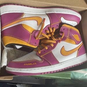 Jordan 1 mid Dia de Los Muertos. Worn 1x